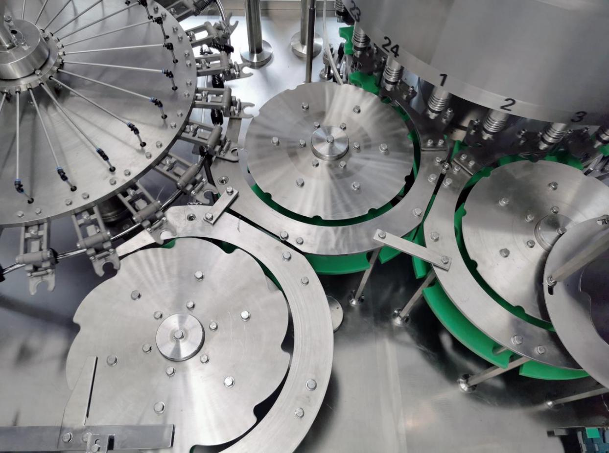 Sistema de enjuague de botellas